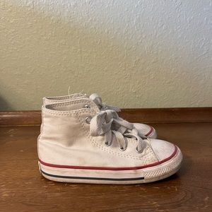 Toddler converse size 8